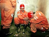 В прошлом году, по официальным данным, во время аварий на шахтах и на предприятиях страны погибло в общей сложности 14942 человека