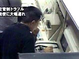 В компьютерной сети Токийского центра воздушного контроля, который автоматически передает всем аэропортам Японии информацию о полетах, сбой произошел еще в субботу, 1 марта, рано утром