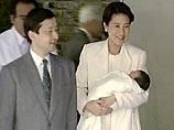 Единственный ребенок принца Нарухито - годовалая принцесса Аико, в которой принц и его супруга принцесса Масако души не чают, что очень заметно во время их появлений на публике