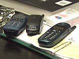Список телефонов постоянно обновляется. Полиция сообщает данные о дате потери телефона, его модели, цвете и серийном номере
