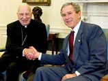 Президент Буш принял посланника Иоанна Павла II кардинала Пио Лаги, но накануне устами своего пресс-секретаря рассказал, как он понимает гуманизм