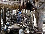 Параллельно с этим, у спецслужб есть данные о том, что Хусейн заминировал свои нефтяные скважины, чтобы взорвать их и саботировать производство нефти в стране