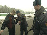 Чтобы не брать взяток и не подрабатывать - милиционеры хотят получать 7581 руб. в месяц Чтобы не брать взяток и не подрабатывать - милиционеры хотят получать 7581 руб. в месяц