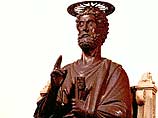 Официальные лица Ватикана сообщили в четверг, что ведется расследование дела о похищении мраморной руки, срезанной со статуи святого Петра, которая была изваяна в XIII веке