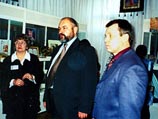 Для членов еврейской общины эта выставка, - обращение к корням, и возможность стать ближе друг к другу,  отметил президент Ассоциации еврейских национальных организаций республики Казахстан Александр Барон