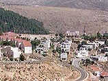 По словам главы Белого дома, в Израиле "поселенческая активность на оккупированных территориях должна прекратиться", а палестинское руководство "должно быть реформировано".