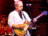 Лидер группы Dire Straits Марк Нопфлер разбился на мотоцикле Лидер группы Dire Straits Марк Нопфлер разбился на мотоцикле