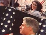 Бывший президент США Билл Клинтон в тот день, когда разразился скандал вокруг его любовной связи со стажеркой Белого дома Моникой Левински, потерял электронный "ключ" с ядерными кодами