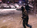 В четверг Государственный таможенный комитет России начал в Москве широкомасштабную акцию по проверке сети автосалонов компании "Ольта-моторс". В четверг Государственный таможенный комитет России начал в Москве широкомасштабную акцию по проверке сети автосалонов компании "Ольта-моторс".
