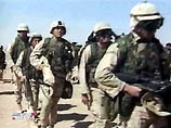 Военные утверждают, что раздача конфет привлечет к американским колоннам толпы детей, которые окажутся в опасной близости к тысячам грузовиков, тяжелых бронемашин Humvees и трейлеров, тянущихся к Багдаду