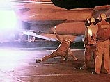 На вечеринке, по словам присутствующего на борту авианосца корреспондента японского информационного агентства Kyodo, царил дух уверенности в победе над Ираком и "скором падении Багдада" На вечеринке, по словам присутствующего на борту авианосца корреспондента японского информационного агентства Kyodo, царил дух уверенности в победе над Ираком и "скором падении Багдада"