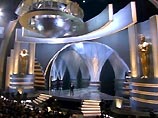 Кэтрин Зета-Джонс получила премию "Оскар" за лучшее исполнение женской роли второго плана в фильме "Чикаго". Этот "Оскар" стал первым в карьере актрисы Кэтрин Зета-Джонс получила премию "Оскар" за лучшее исполнение женской роли второго плана в фильме "Чикаго". Этот "Оскар" стал первым в карьере актрисы