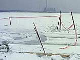 В Великом Новгороде офицер спас двух детей, провалившихся под тонкий лед