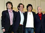 Rolling Stones смело бросаются в очаг нетипичной пневмонии