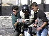 Во всем мире непосредственно из-за своей деятельности в 2002 году было убито 19 журналистов