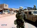 Британская телекомпания Sky News утверждает, что иракские солдаты расстреливают тысячи мирных граждан, которые пытаются покинуть город Басру