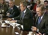 Президент США Джордж Буш провел "военный совет" с участием ключевых фигур своей администрации, на котором поддержал позицию министра обороны Дональда Рамсфельда Президент США Джордж Буш провел "военный совет" с участием ключевых фигур своей администрации, на котором поддержал позицию министра обороны Дональда Рамсфельда