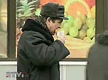 Москвичи больше не смогут есть на улице шаурму, хот-доги и чебуреки Москвичи больше не смогут есть на улице шаурму, хот-доги и чебуреки