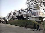 Парламентская Ассамблея Совета Европы в среду приняла резолюцию по Чечне, в которой предлагается изучить возможность создания специального трибунала по военным преступлениям и преступлениям против человечности в Чечне Парламентская Ассамблея Совета Европы в среду приняла резолюцию по Чечне, в которой предлагается изучить возможность создания специального трибунала по военным преступлениям и преступлениям против человечности в Чечне