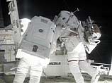 Астронавты Кеннет Бауэрсокс и Дональд Петтит сегодня совершат выход в открытий космос