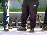 Минувшая неделя отмечена в Чечне рядом явок с повинной в правоохранительные органы участников незаконных вооруженных формирований (НВФ) и добровольной выдачей хранившегося у них оружия Минувшая неделя отмечена в Чечне рядом явок с повинной в правоохранительные органы участников незаконных вооруженных формирований (НВФ) и добровольной выдачей хранившегося у них оружия