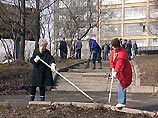 Почти миллион москвичей приняли участие в субботниках по благоустройству столицы Почти миллион москвичей приняли участие в субботниках по благоустройству столицы
