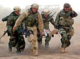 В понедельник два американских военнослужащих погибли и еще двое получили ранения в результате разрыва гранаты на контрольно-пропускном пункте южнее Багдада