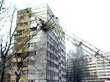Как сообщает "Интерфакс" со ссылкой на Главное управление по делам гражданской обороны и чрезвычайным ситуациям Санкт-Петербурга и Ленинградской области, в результате падения крана погибла крановщица Как сообщает "Интерфакс" со ссылкой на Главное управление по делам гражданской обороны и чрезвычайным ситуациям Санкт-Петербурга и Ленинградской области, в результате падения крана погибла крановщица