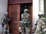 Американские морпехи обыскали штаб иракской службы безопасности - мухабарата Американские морпехи обыскали штаб иракской службы безопасности - мухабарата