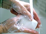 Чтобы избежать атипичной пневмонии, надо мыть руки с мылом