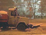 Более 3 тысяч снегоуборочных машин выведены на улицы Москвы. Дорожные службы столицы были заранее предупреждены о надвигающемся на город снегопаде