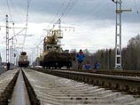 Под Омском железнодорожный кран снес 5 километров опор контактной сети