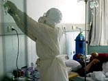 По сообщению департамента здравоохранения Гонконга, во вторник здесь зарегистрировано 32 новых пациента, зараженных вирусом атипичной пневмонией