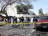 Трое из шестерых связанных с "Аль-Каидой" террористов, задержанных в минувший вторник в Карачи, включая йеменца Валида Мухаммада бин Атташа, переданы представителям спецслужб США