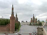 В период 11:00-14:00 4 мая в Московской области, начиная с западных районов, в Москве около 12 часов ожидаются сильные дожди, местами грозы, при грозе порывы ветра 15-17 м/с