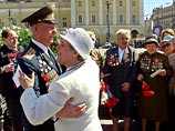 Массовые гуляния прошли в Москве на Поклонной горе и в Парке культуры Массовые гуляния прошли в Москве на Поклонной горе и в Парке культуры