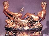 Из венского историко-художественного музея в воскресенье была украдена единственная сохранившаяся золотая скульптура знаменитого итальянского мастера Бенвенуто Челлини "Сальера".