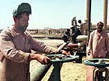 Согласно данным арабской электронной газеты "Алефийя", Гадбан сообщил, что сейчас Ирак производит 200 тыс. баррелей в сутки, а в июне суточная добыча достигнет 1 млн баррелей нефти