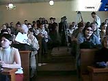 Национал-большевики облили водой губернатора Самарской области (ФОТО) Национал-большевики облили водой губернатора Самарской области (ФОТО)