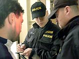 9 мая этого года неизвестный сообщил полиции по телефону, что он "разместил" две ампулы с цианидом в столичном районе "Прага-2" 9 мая этого года неизвестный сообщил полиции по телефону, что он "разместил" две ампулы с цианидом в столичном районе "Прага-2"
