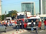 Ответственность за взрыв израильского автобуса в северном пригороде Тель-Авива, в результате которого получили ранения 13 человек, взяла на себя группировка "Бригады Салах-ад-Дина"
