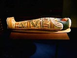 Саркофаг с мумией из Египта на аукционе 
в Лондоне продан за рекордную цену в 1,4 млн долларов 