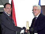 Аббас сказал об этом в четверг вечером после встречи в Рамаллахе с верховным комиссаром Евросоюза по внешней политике и безопасности Хавьером Соланой, на которой стороны обсуждали план "дорожная карта"