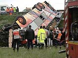 По последним данным, по меньшей мере 28 человек погибли и десятки получили ранения в результате аварии туристического автобуса, которая произошла в субботу утром в районе Леона в центре Франции