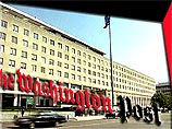 Газета избрала поводом для этого далекую от международной политики проблему детей, родители которых не могут договориться о том, с кем после развода остается ребенок Газета избрала поводом для этого далекую от международной политики проблему детей, родители которых не могут договориться о том, с кем после развода остается ребенок