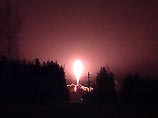 По расчетам баллистиков, третья ступень "Циклона-3" с 6 спутниками двигалась по траектории в направлении на северо-восток, остатки космической транспортной системы и спутников упали в 58 км юго-восточнее острова Врангеля По расчетам баллистиков, третья ступень "Циклона-3" с 6 спутниками двигалась по траектории в направлении на северо-восток, остатки космической транспортной системы и спутников упали в 58 км юго-восточнее острова Врангеля