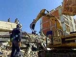 Спасатели МЧС РФ обнаружили под завалами разрушенных землетрясением зданий в Алжире тела 38 погибших