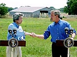 Об этом он заявил в пятницу на своем ранчо в штате Техас в ходе пресс-конференции, которую глава Белого дома провел вместе с японским премьером Коидзуми