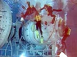 За одну тренировку по аварийной посадке на воду космонавты теряют по 3-4 кг веса