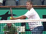 Самый титулованный теннисист России Евгений Кафельников не смог пробиться в третий круг Открытого чемпионата Франции по теннису - "Ролан Гаррос"